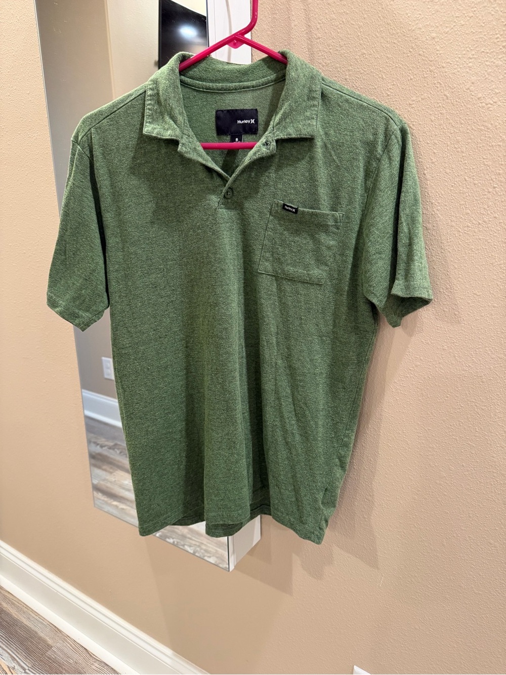 Hurley Olive Green Short-Sleeve Polo with Chest Pocket